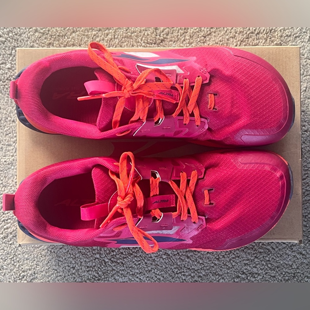 Altra Lone Peak 7 Trail Running Shoes women’s 10